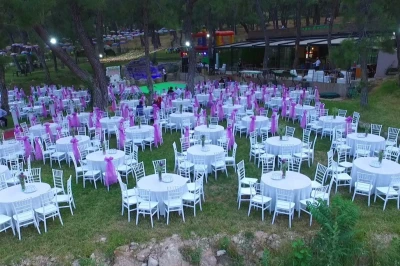 Bosna Kahvecisi Kır Düğünü