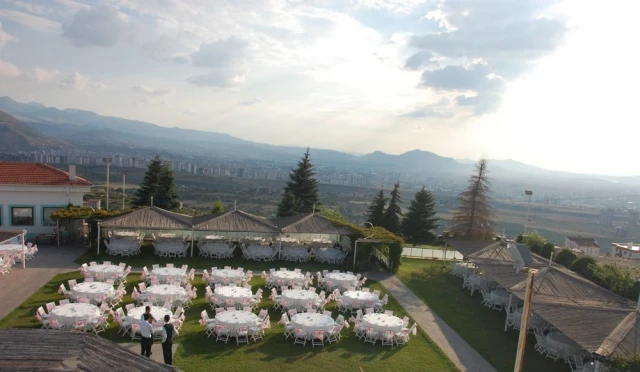 Bebektepe Kır Bahçesi Düğün Salonu