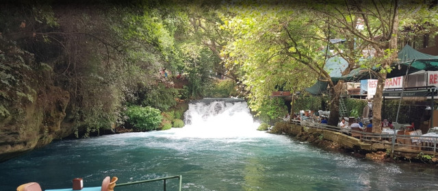 Arkadaş Et ve Balık Restaurant