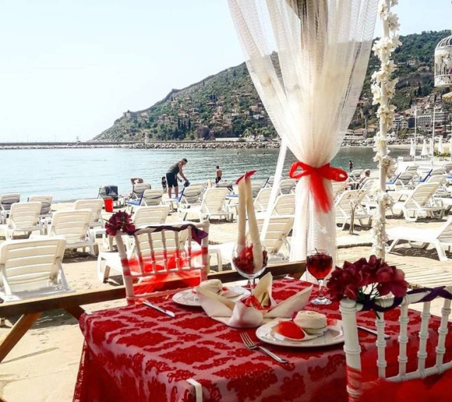 Neşe Beach Club Restaurant