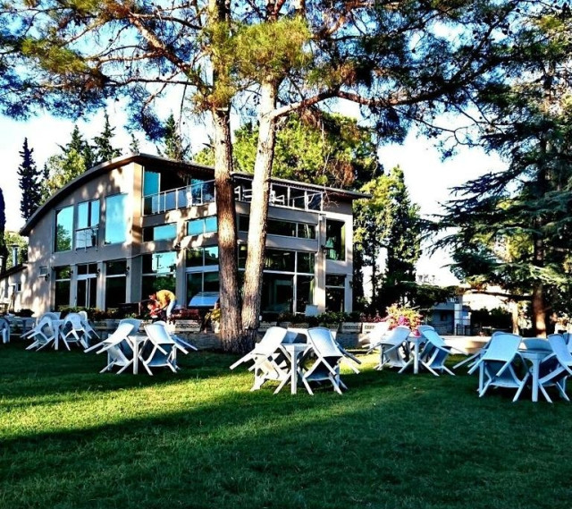 Cennet Bahçesi Cafe Restoran