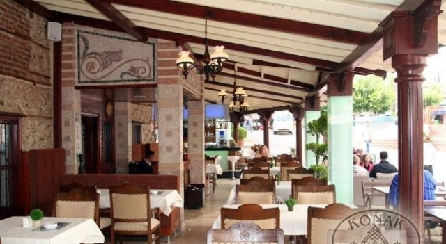 Konak Restaurant & Cafe