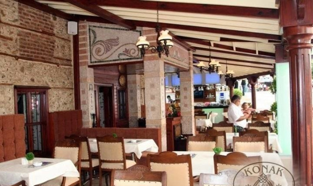 Konak Restaurant & Cafe