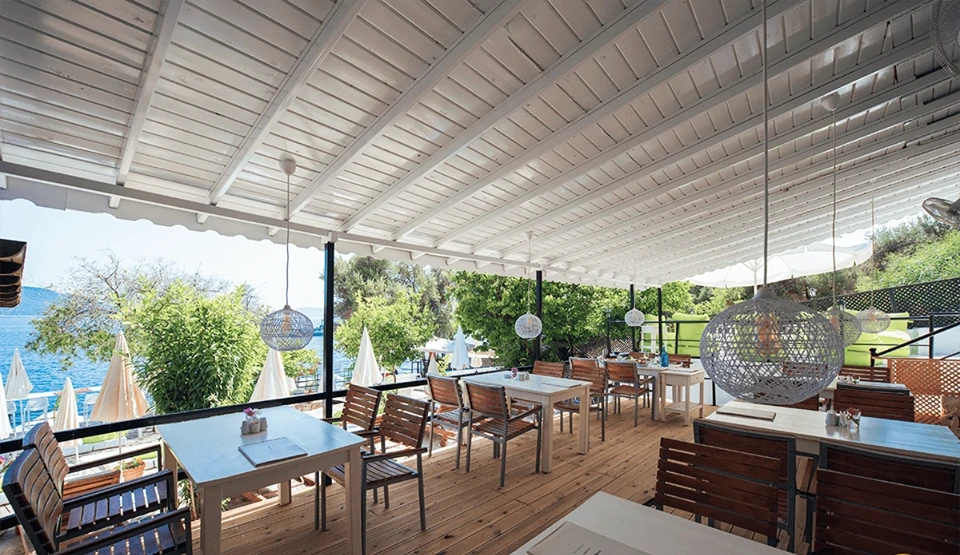 leymona-beachrestaurant-0YFE1sK