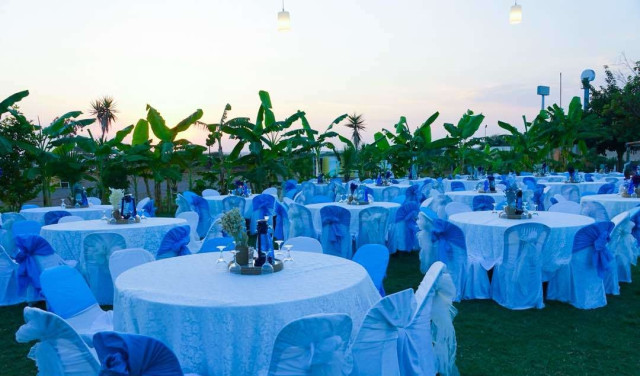 Larena Beach Wedding