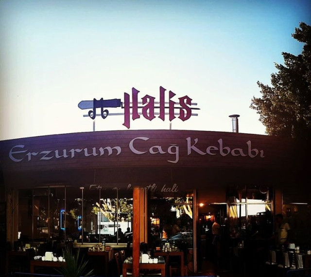 Halis Erzurum Cağ Kebap