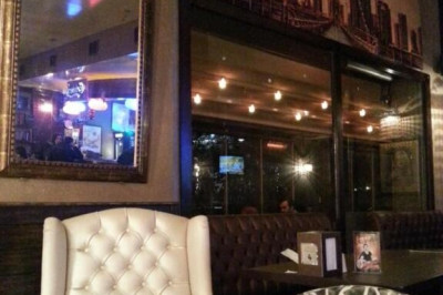 Retro Cafe & Restaurant