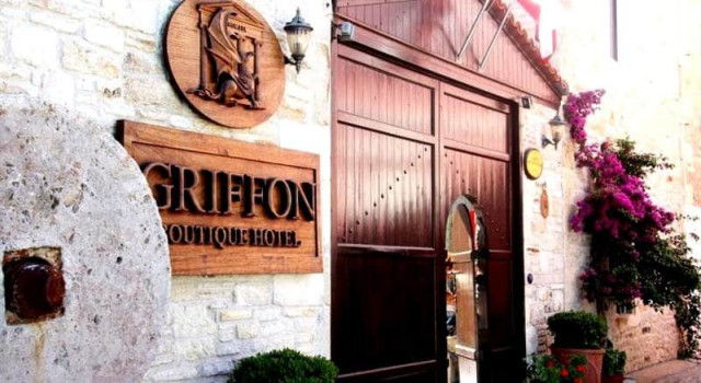 Griffon Boutique Hotel