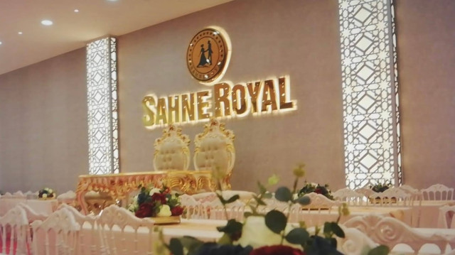 Sahne Royal 