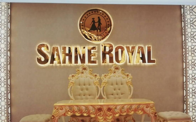 Sahne Royal 