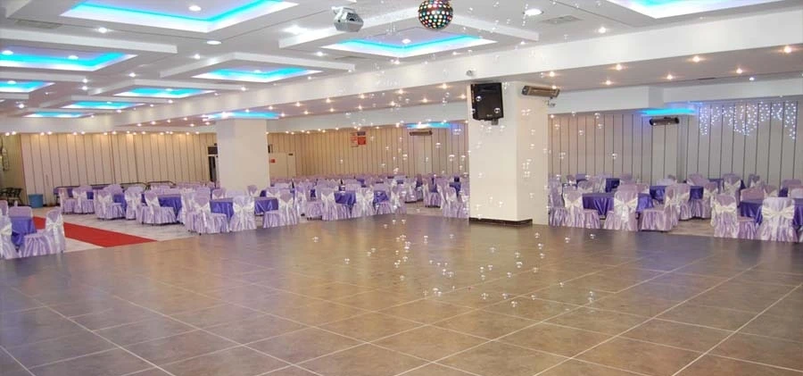 ciragan-plaza-03FHSzk