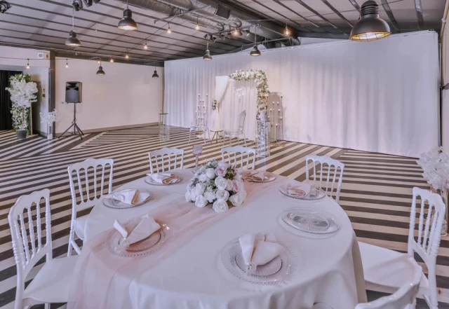Plus Hotel Bostancı
