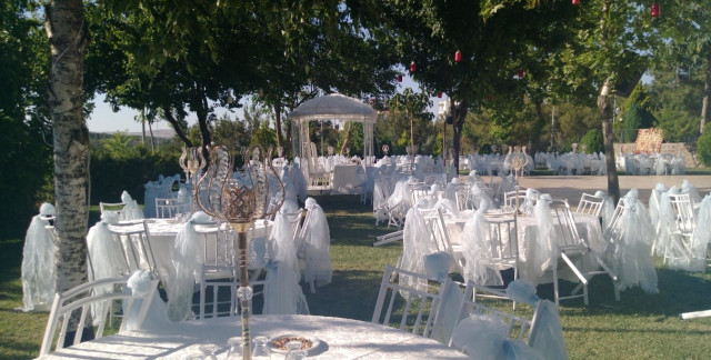 Şelale Plaza Kır Düğünleri