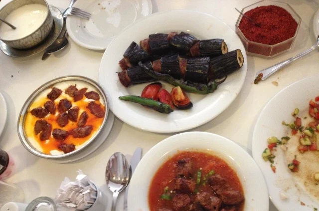 İmam Çağdaş
