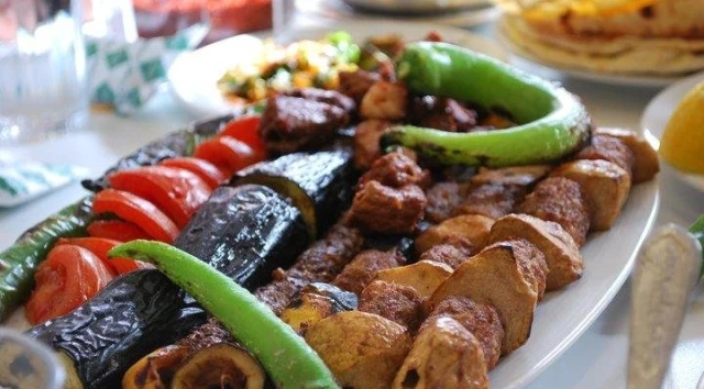 İmam Çağdaş