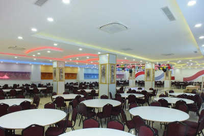 Saltanat Plaza