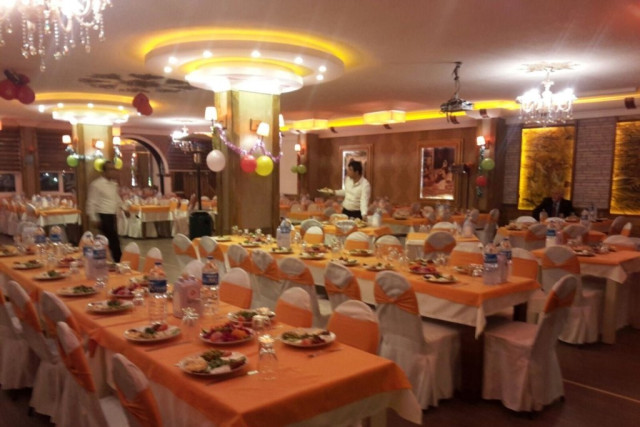 Yeni Gar Restaurant