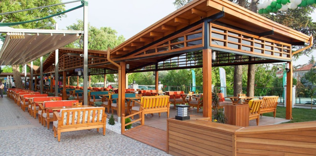 Nevizade Cafe & Restaurant