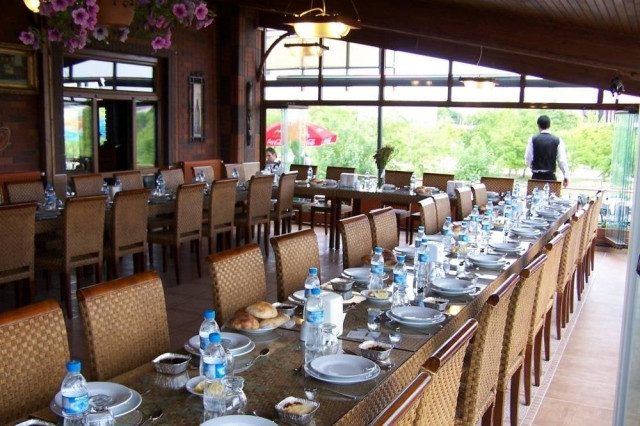 Akkonak Restaurant