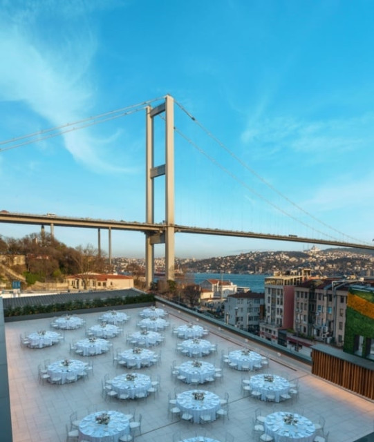 Crowne Plaza İstanbul Ortaköy Bosphorus