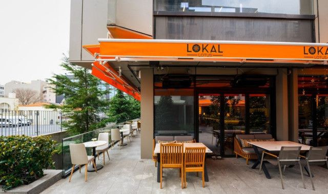 Lokal Lotus Restaurant