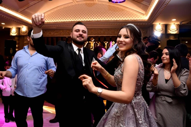 Alvina Davet Balo Salonu