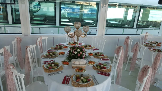 Bosphorus Teknede Düğün ve Davet Organization