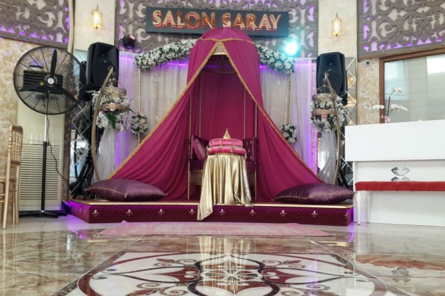 Salon Saray