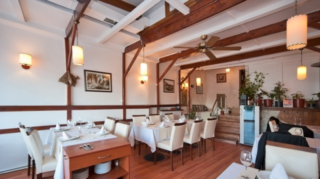 Aybalık Restaurant