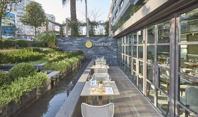 Manna Manje Restaurant