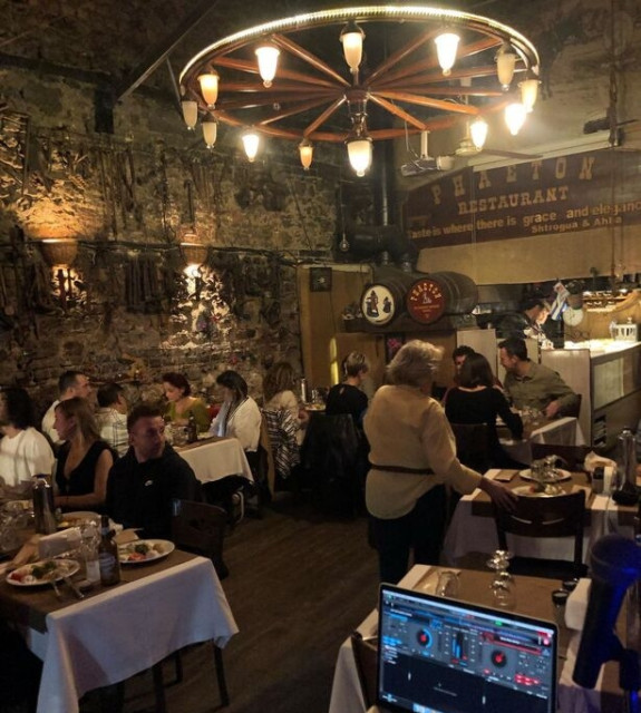 Fayton Restaurant