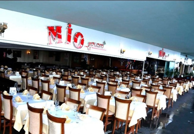 Muazzam Restaurant