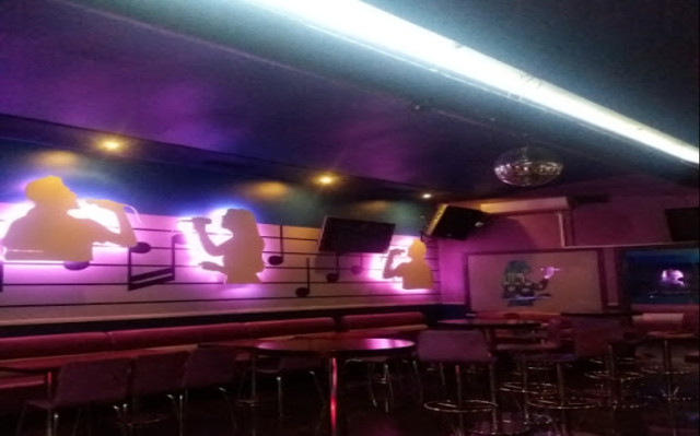 Mido Karaoke Bar