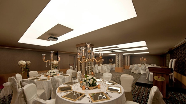 Ramada İstanbul Asia Otel