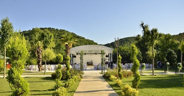 Bahar Country - Nazende Bahçe