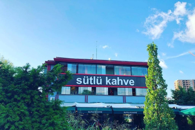 Sütlü Kahve Davutpaşa