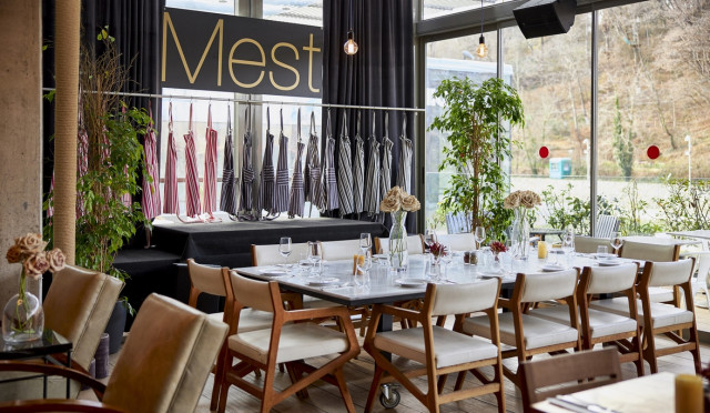 Mest
