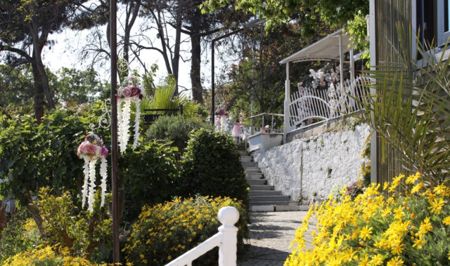 Baler Garden Deniz Bahçe