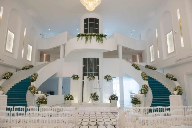 Ve Hotels Karşıyaka (Vilayetler Evi)