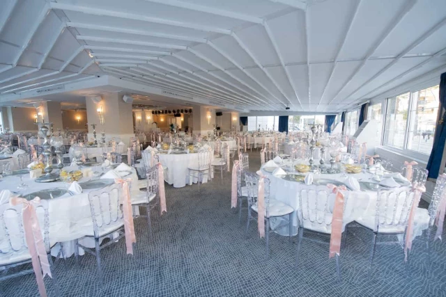 Ve Hotels Karşıyaka (Vilayetler Evi)