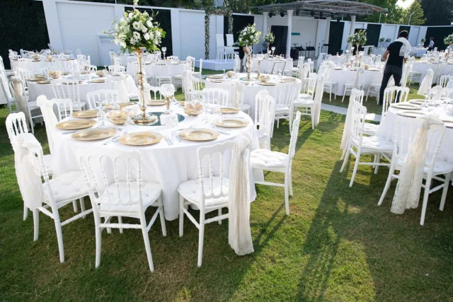 Ve Hotels Karşıyaka (Vilayetler Evi)