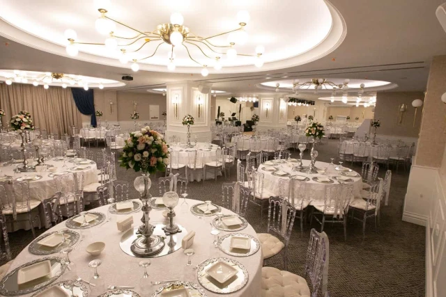 Ve Hotels Karşıyaka (Vilayetler Evi)