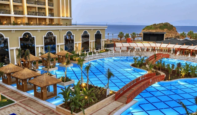 Sunis Efes Royal Palace Resort Hotel