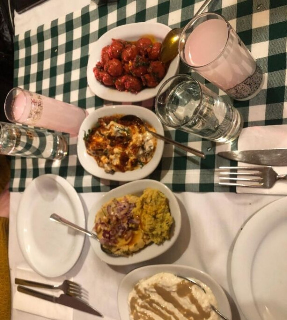 Agapia Mezze & Meyhane