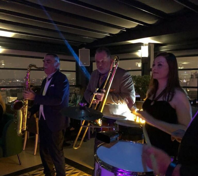 Lotiz Lounge