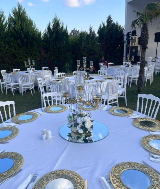 Alcazar Wedding Garden & Pool