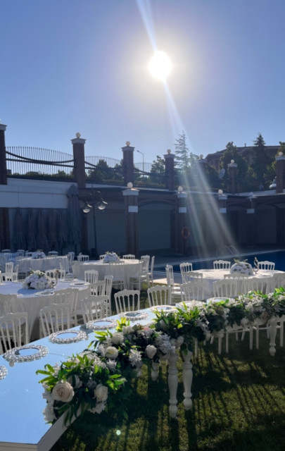 Alcazar Wedding Garden & Pool