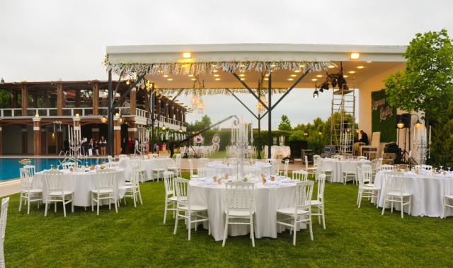 Alcazar Wedding Garden & Pool