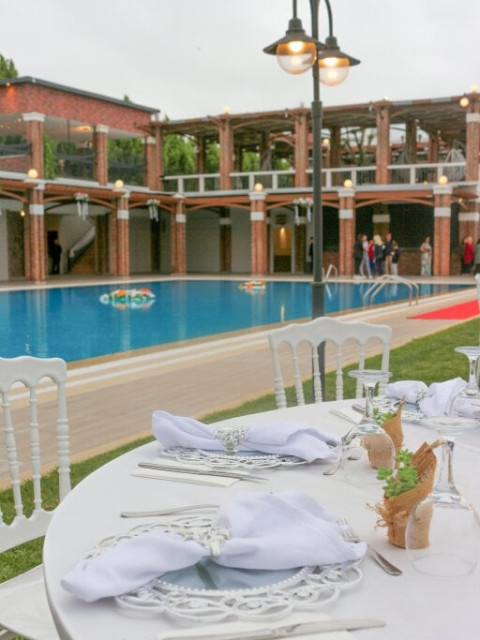 Alcazar Wedding Garden & Pool