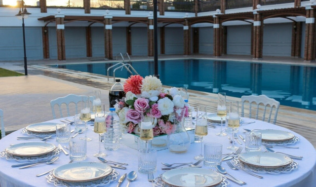 Alcazar Wedding Garden & Pool